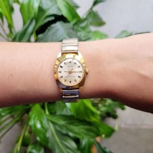Vintage Timex Great Britain Classic Watch